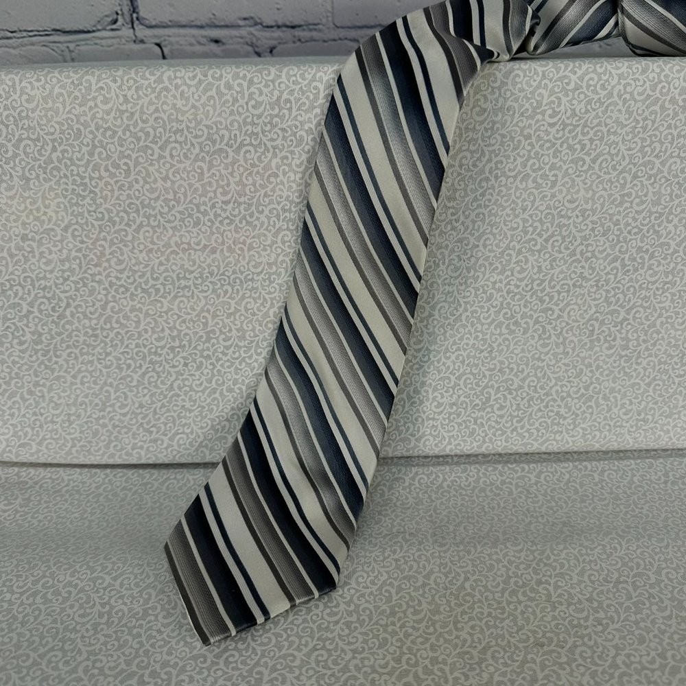 Express 100% Silk Light Blues/White/Silver Striped Repp Tie, 3‎ 1/2 Inch Wide